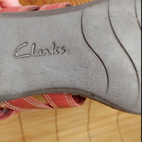 Clarks - Picture 5 of 8